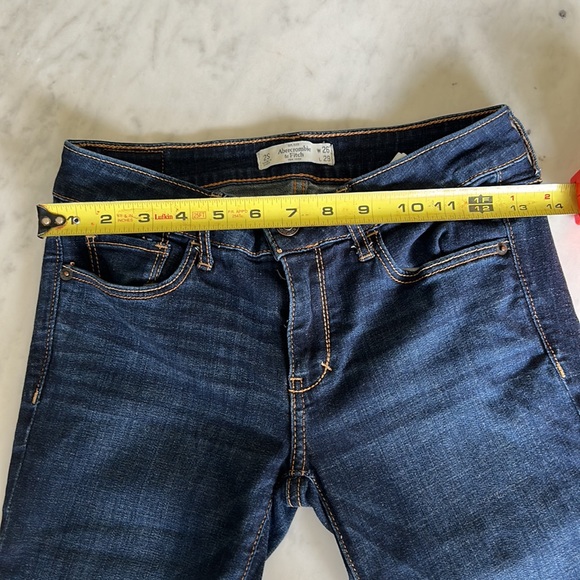 Abercrombie Skinny Jeans - Picture 3 of 6